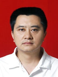 官昌强