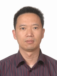 李奕南