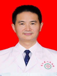 屈江华