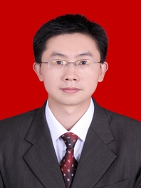 林震