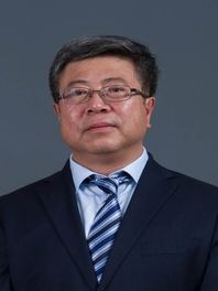 屈铁男