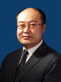 李强