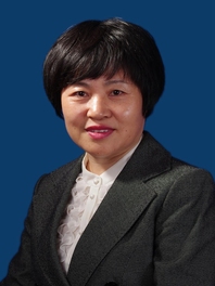 何秋