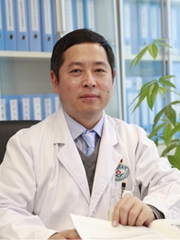 罗柱文