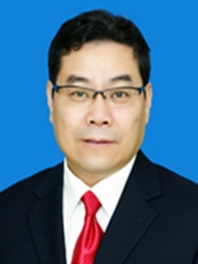 王君