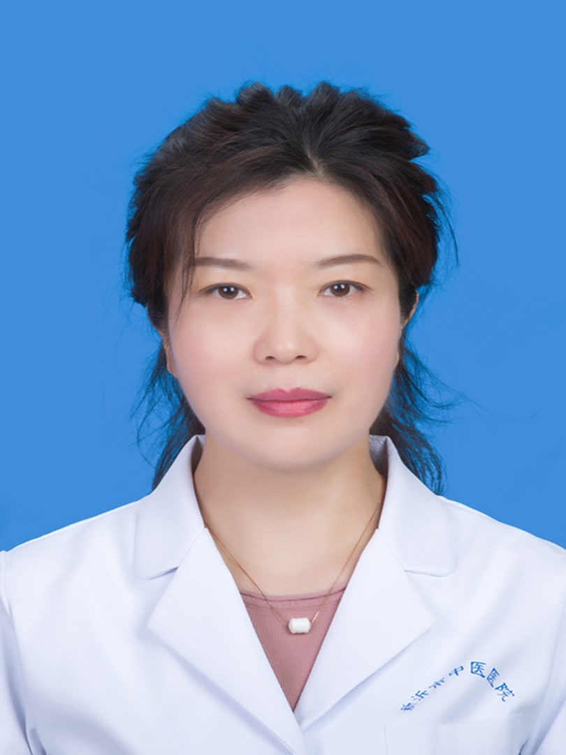 姓名: 曹丽君职务与职称: 副主任医师,心血管二病区主任.