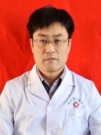 王亮