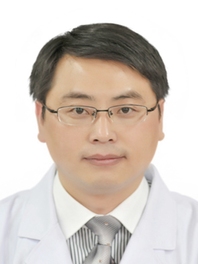 薛育政