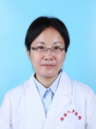 卢君