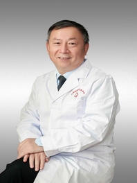 张德强