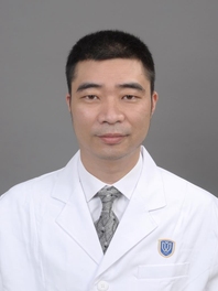 李伟