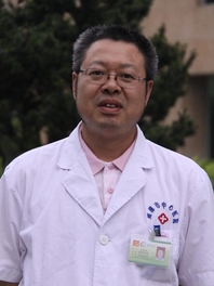 贺朗秋