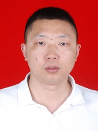 罗伟
