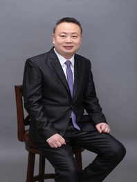 李斌飞
