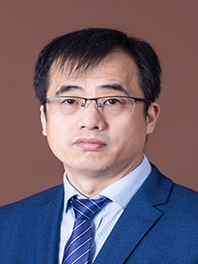 侯向前