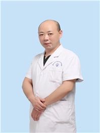 常国亮