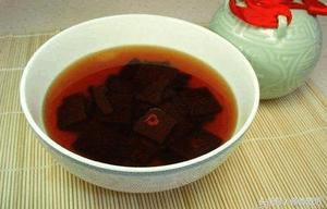 阿胶酒