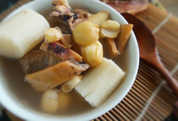 山药莲子鸡