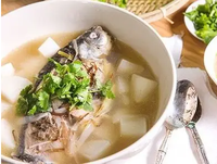 萝卜鲫鱼汤