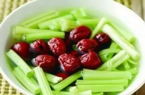 芹菜红枣汤