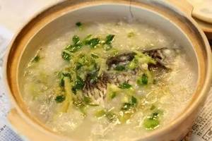 鲫鱼糯米粥
