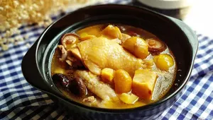板栗煲鸡汤