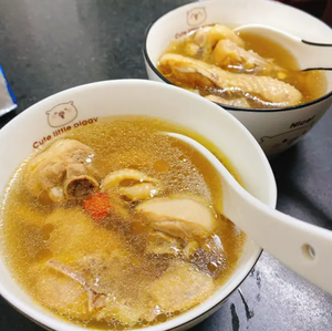当归炖鸡