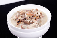 金樱子炖猪小肚