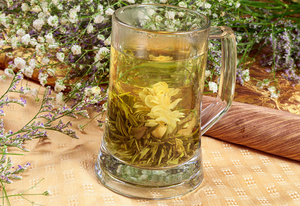 菊花绿茶饮