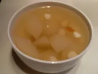 南北杏仁炖雪梨
