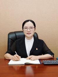 唐玲