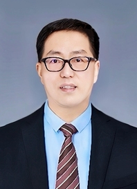 尹震宇