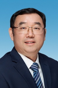 王东