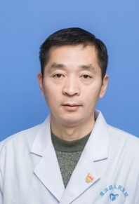 张亚伟