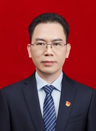 龙志坚
