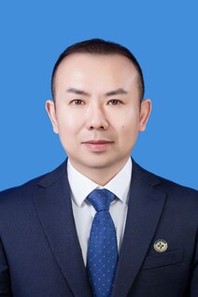 刘亮