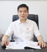吕翔隆