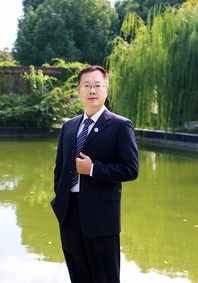 陈钢