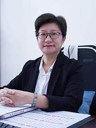 李晶