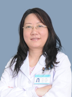 李君