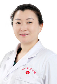 何瑛