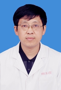 黄健