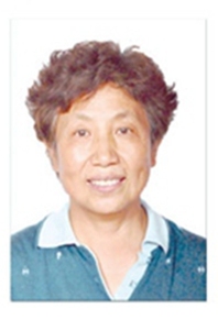 邱根英