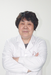 王希英