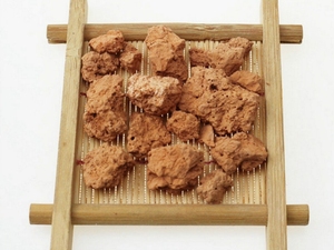 伏龙肝