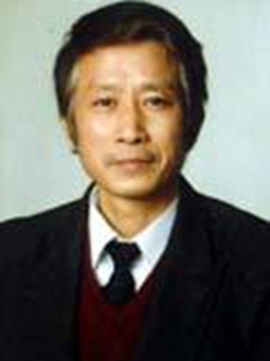 何明大