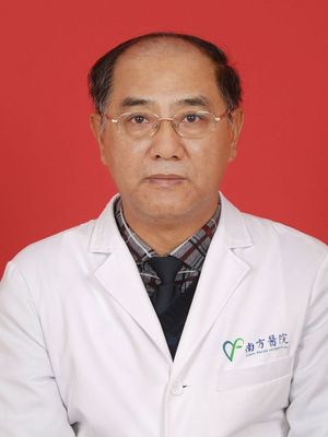 佟万成