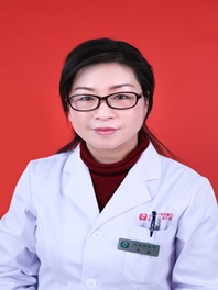 李君
