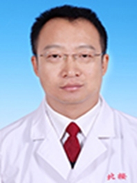 李东伟