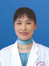 何丽亚